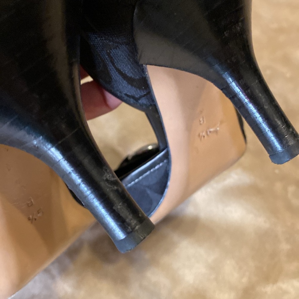 COACH Allison Black/BLK Heels - Picture 9 of 9